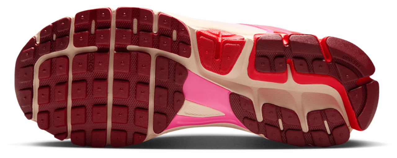 Nike Zoom Vomero 5 Image 5 of 5. Tap to open photo gallery.