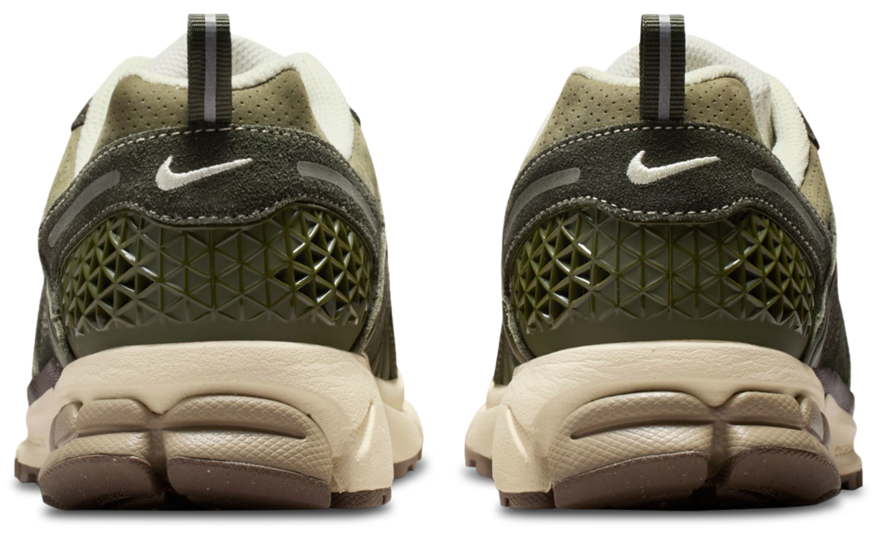 Nike Zoom Vomero 5 Premium Image 3 of 6. Tap to open photo gallery.