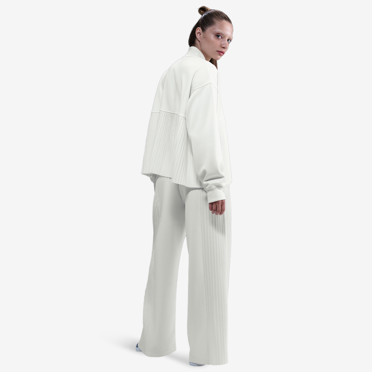 Nike NSW Pleated Jacket Image 4 of 4. Tap to open photo gallery.