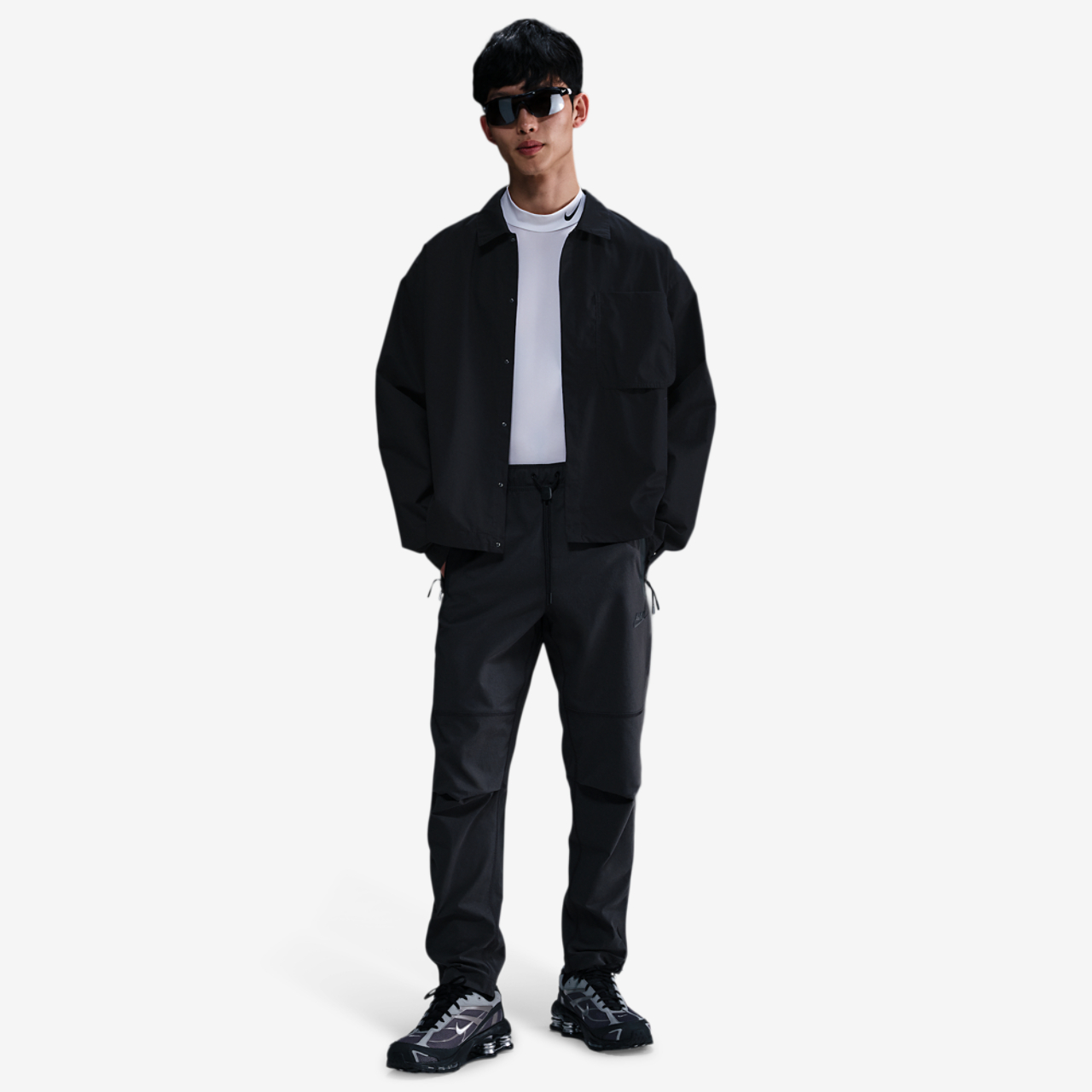 Nike Tech Woven Pants OH Image 3 of 4. Tap to open photo gallery.