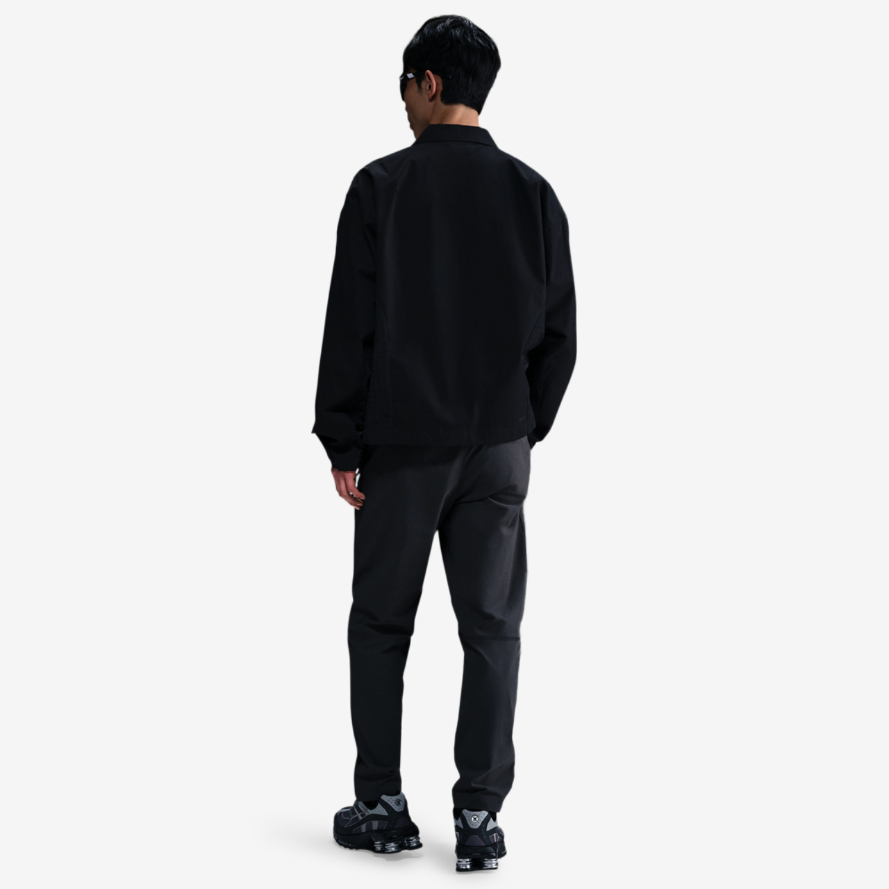 Nike Tech Woven Pants OH Image 4 of 4. Tap to open photo gallery.
