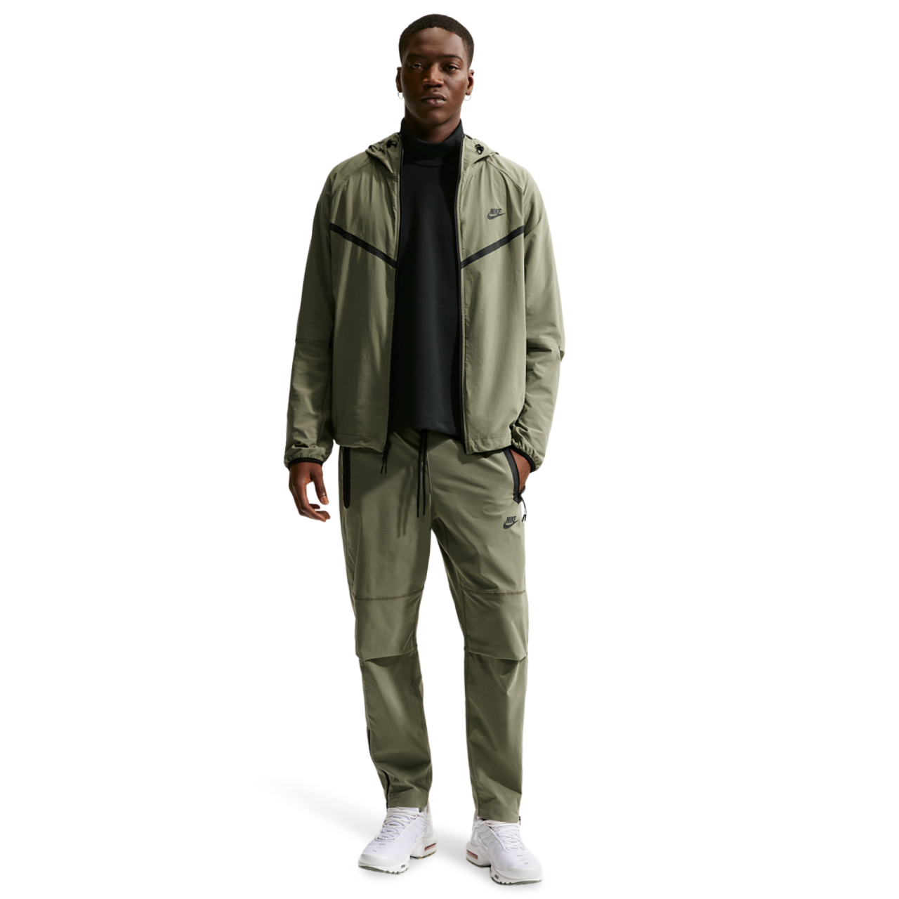 Nike Tech Woven Pants OH Image 7 of 8. Tap to open photo gallery.