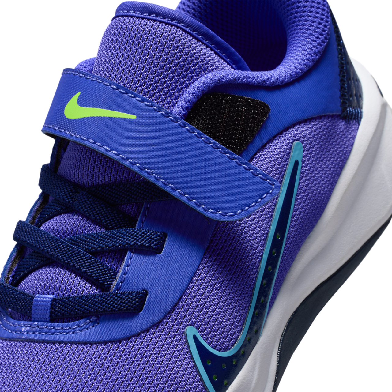 Nike Omni Image 7 of 7. Tap to open photo gallery.