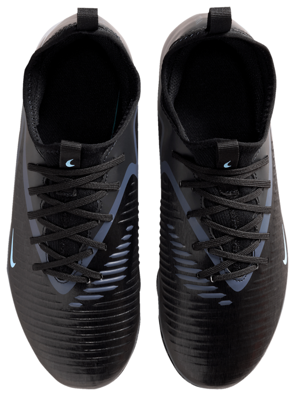 Nike Phantom 6 Low Academy FG/MG Image 4 of 5. Tap to open photo gallery.