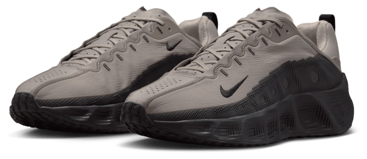 Nike Ava Rover Reflectivity Image 6 of 8. Tap to open photo gallery.