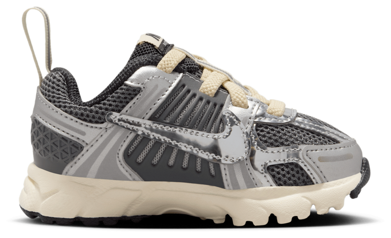 Nike Vomero 5 Image 1 of 5. Tap to open photo gallery.
