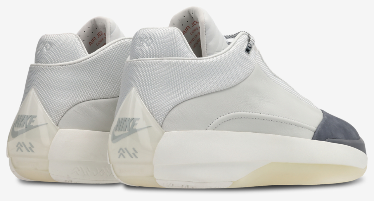 Jordan Air Jordan 40 Image 3 of 8. Tap to open photo gallery.