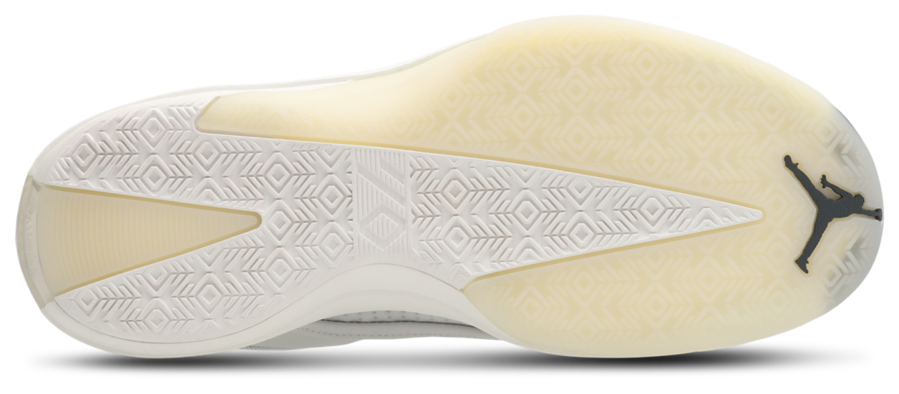 Jordan Air Jordan 40 Image 5 of 8. Tap to open photo gallery.