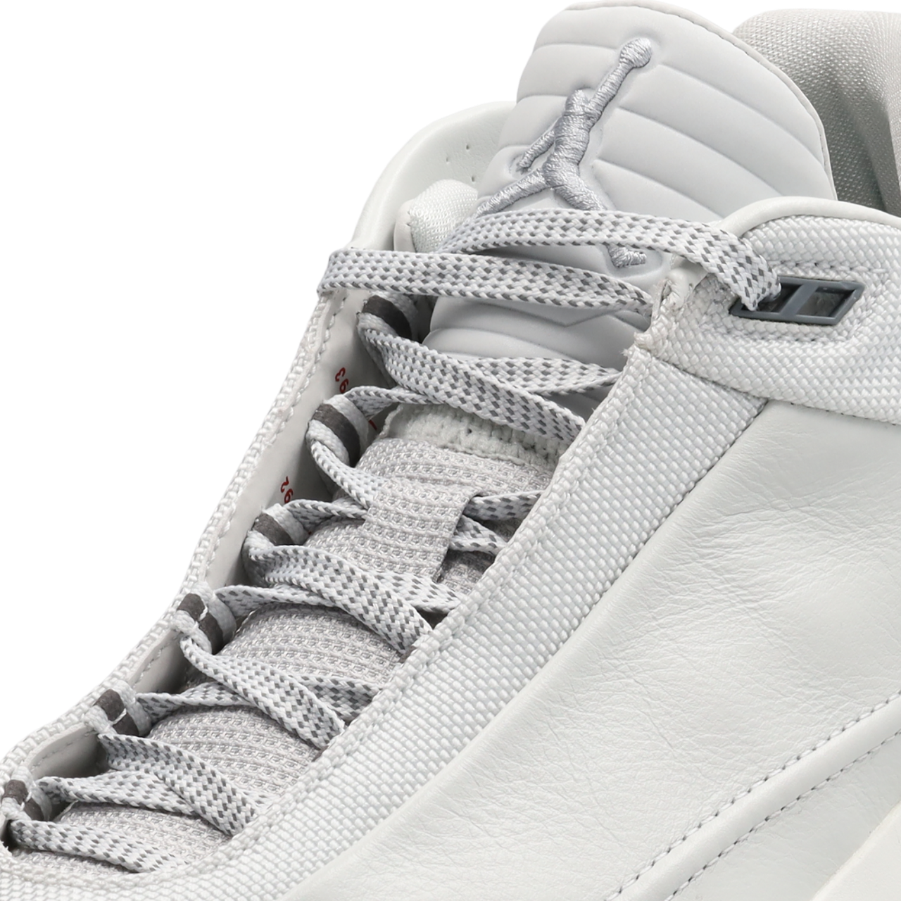 Jordan Air Jordan 40 Image 7 of 8. Tap to open photo gallery.