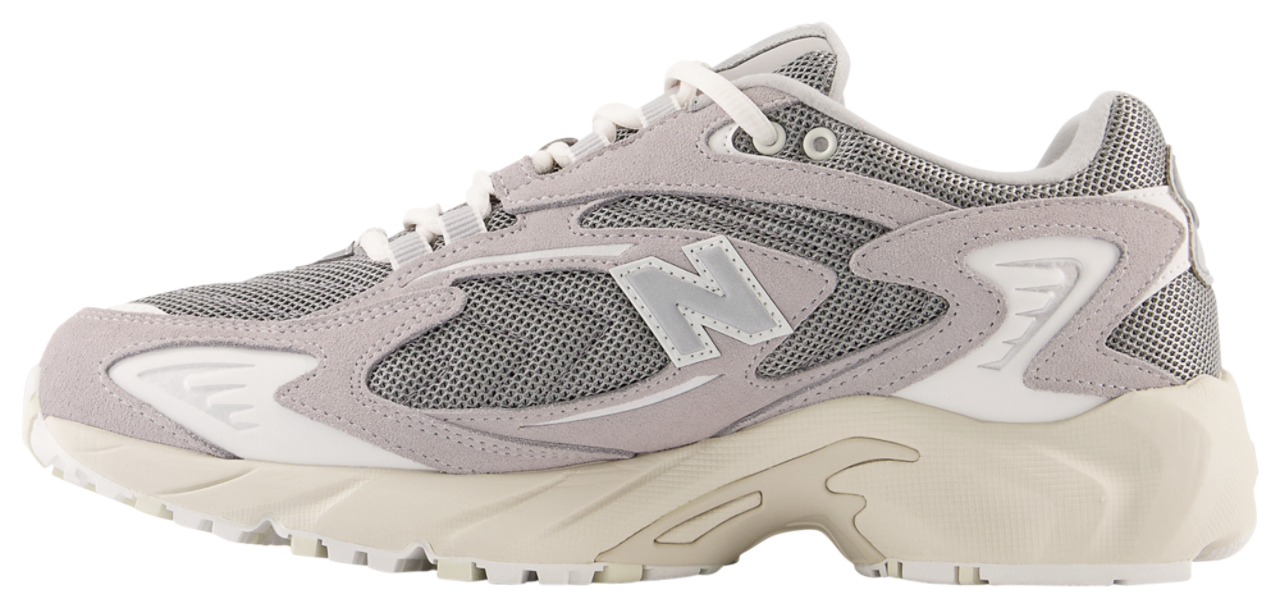 New Balance 725 Image 2 of 4. Tap to open photo gallery.