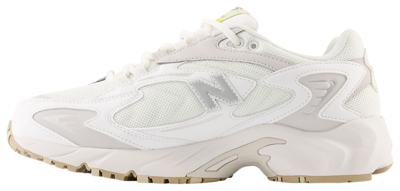 New Balance 725 Image 2 of 4. Tap to open photo gallery.