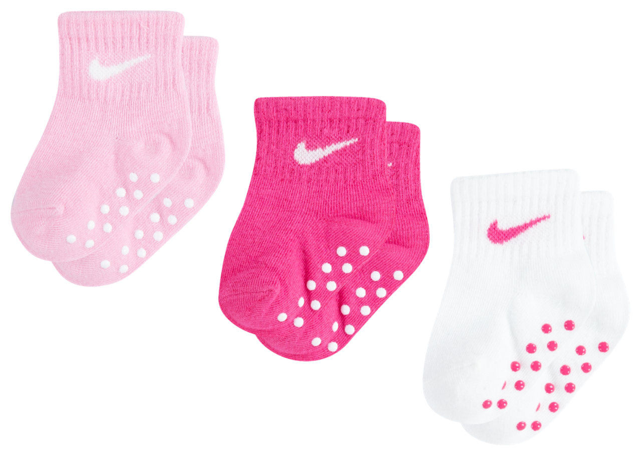 Nike Core Swoosh Gripper 3 Pack Sock Image 2 of 3. Tap to open photo gallery.