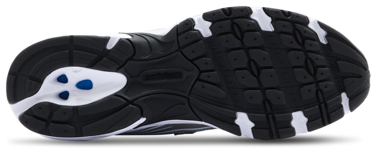 New Balance 740