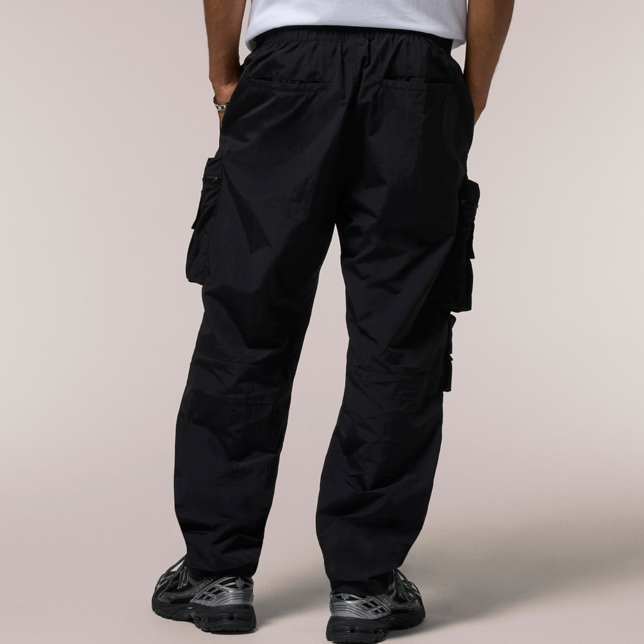 LCKR Java Standard Fit Pants Image 2 of 6. Tap to open photo gallery.