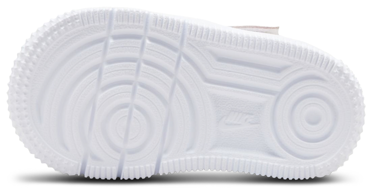 Nike Air Force 1 Low EasyOn Image 5 of 5. Tap to open photo gallery.