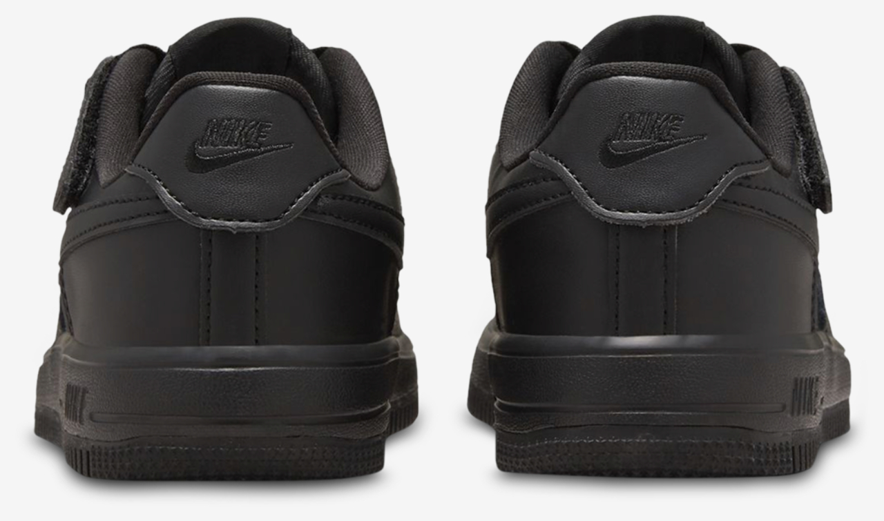 Nike Air Force 1 Low EasyOn Image 4 of 6. Tap to open photo gallery.