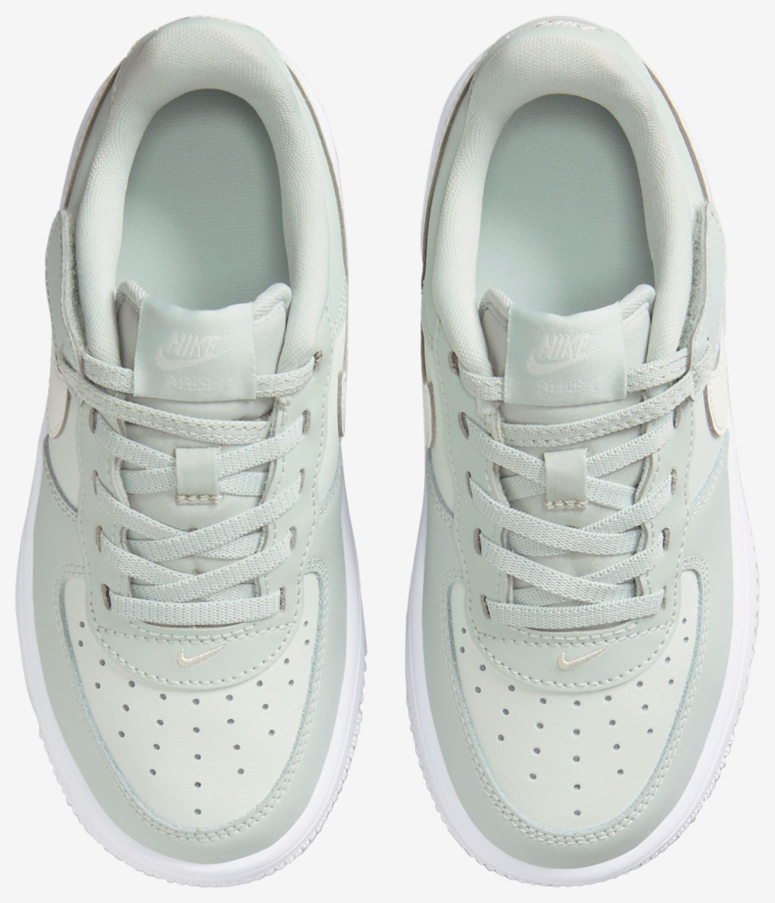 Nike Air Force 1 Low EasyOn Image 4 of 5. Tap to open photo gallery.