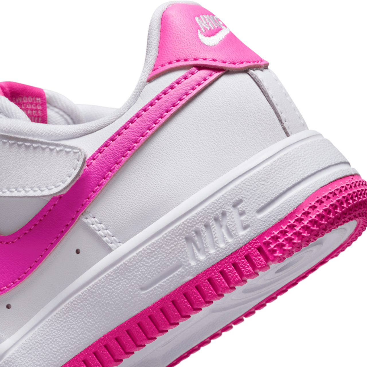 Nike Air Force 1 Low EasyOn Image 8 of 8. Tap to open photo gallery.