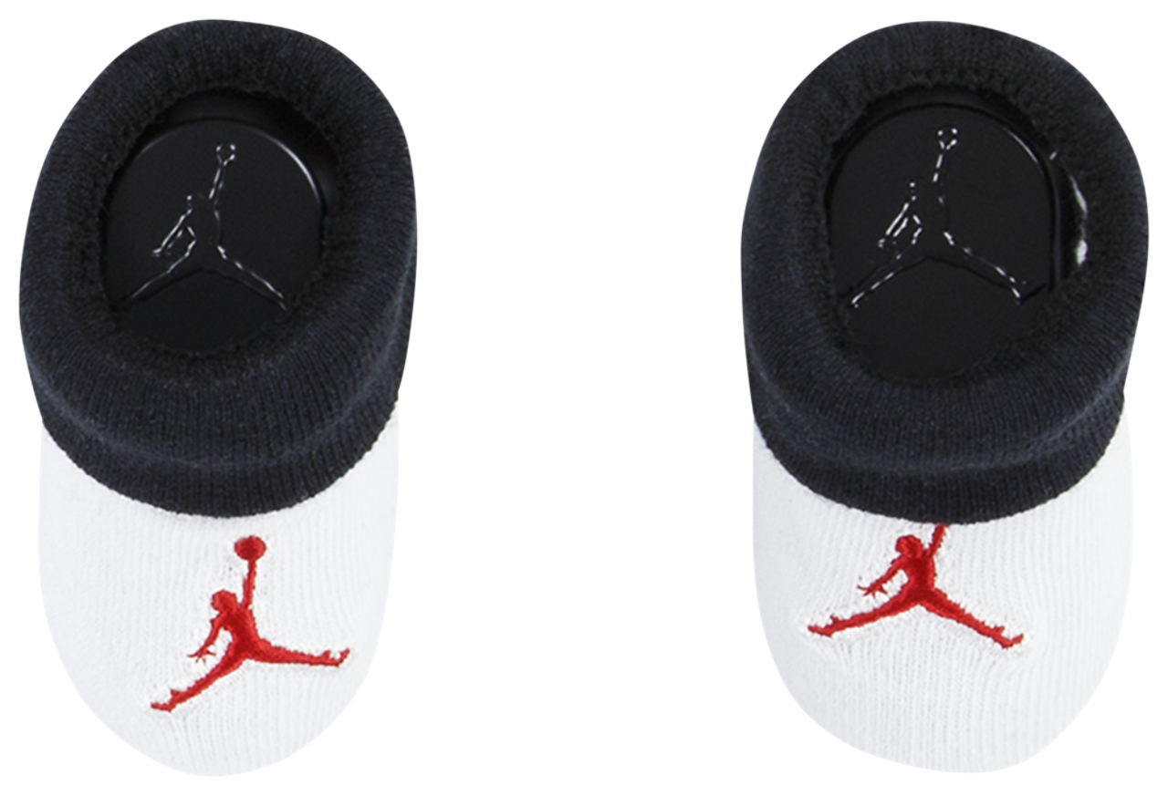 Jordan 3 Piece Mesh Jersey Set Image 4 of 8. Tap to open photo gallery.