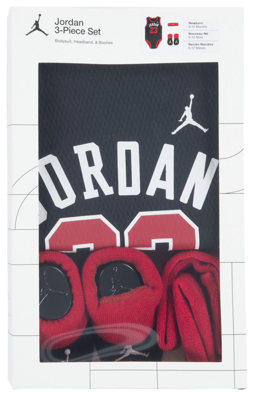 Jordan 3 Piece Mesh Jersey Set Image 7 of 7. Tap to open photo gallery.