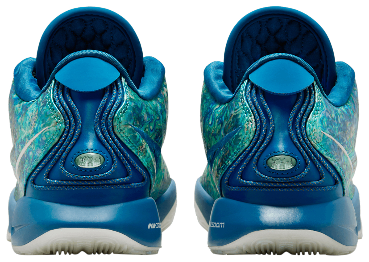 Nike LeBron XXI | Foot Locker