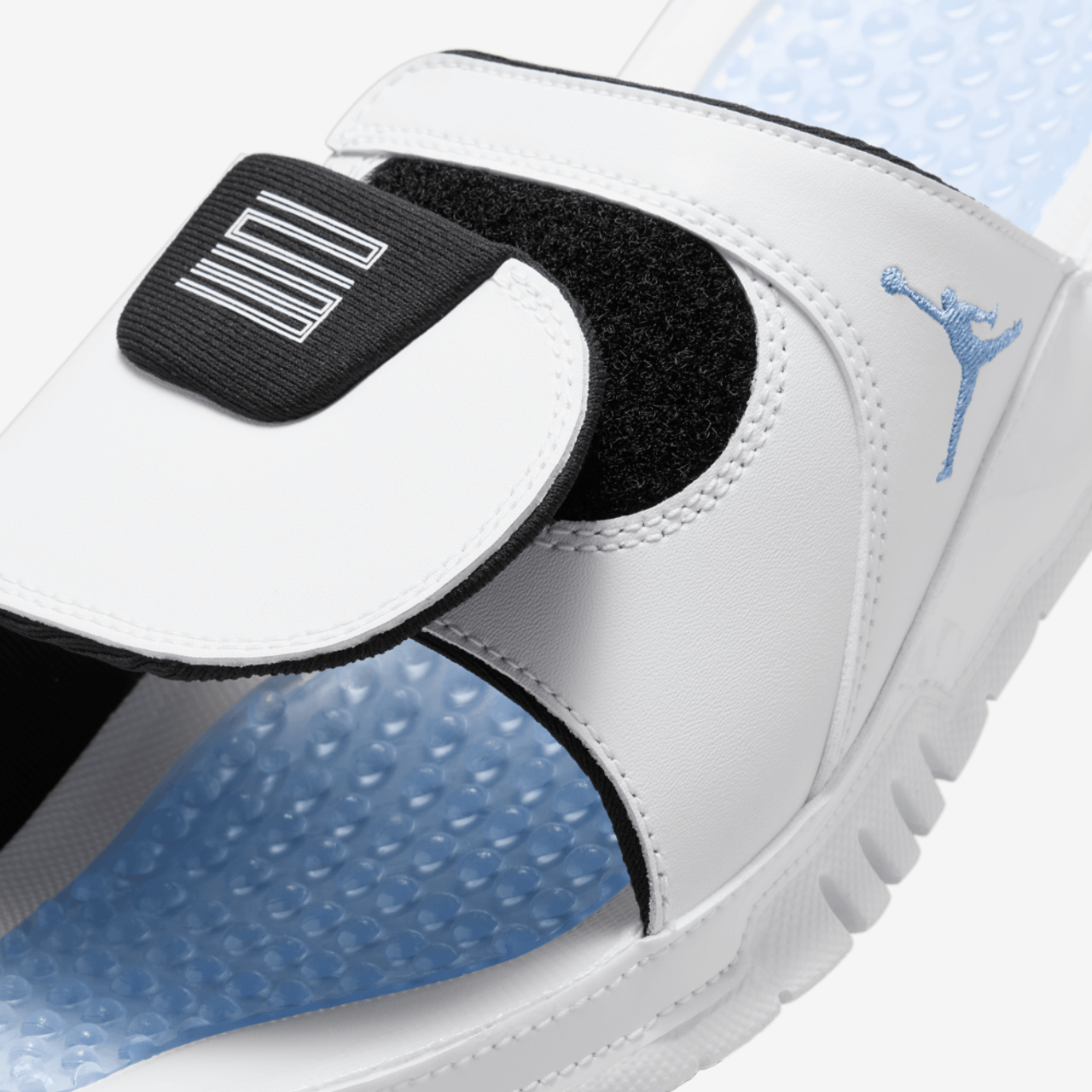 Jordan Retro 11 Hydro Image 6 of 6. Tap to open photo gallery.