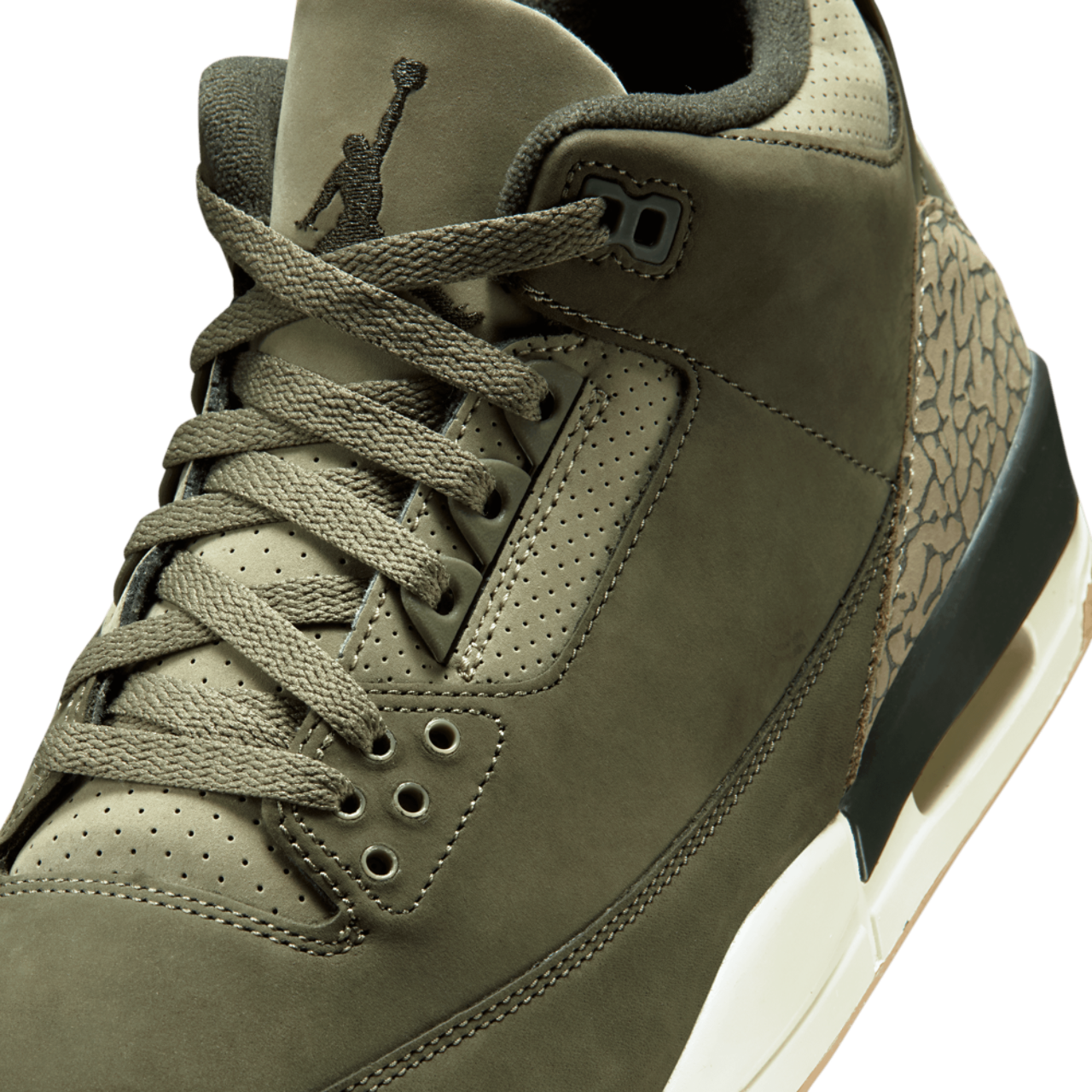 Jordan Retro 3 Image 7 of 9. Tap to open photo gallery.