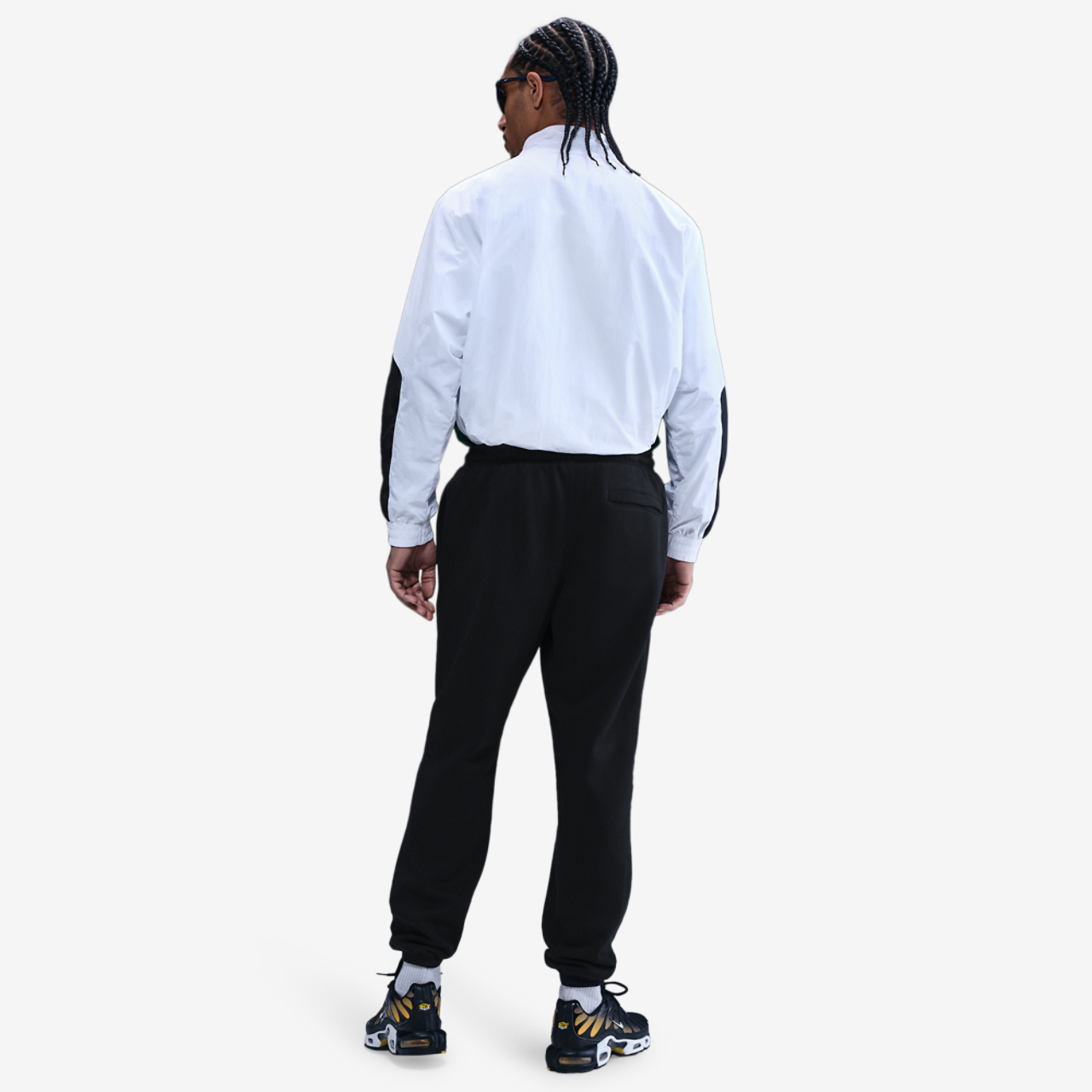 Nike Club Cuff Fleece Pants Image 4 of 4. Tap to open photo gallery.