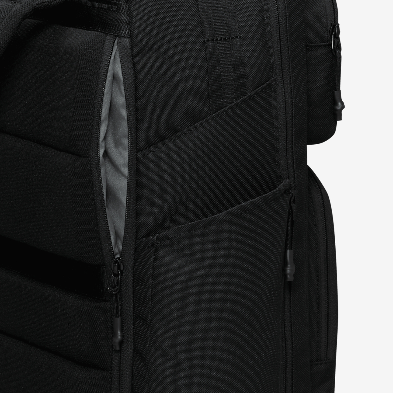 Nike Utility Elite Backpack 2.0 Image 5 of 9. Tap to open photo gallery.