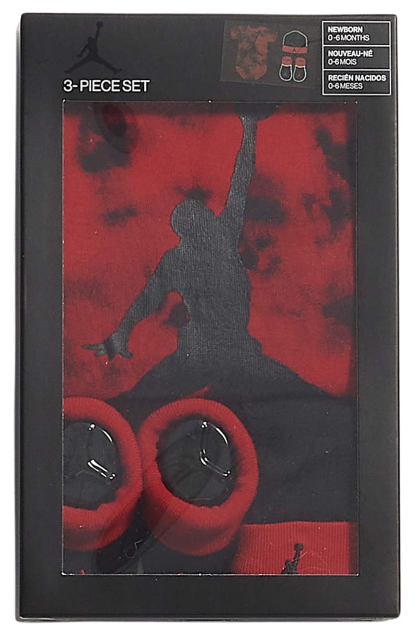 Jordan Tie Dye 3 Piece Set Image 2 of 2. Tap to open photo gallery.