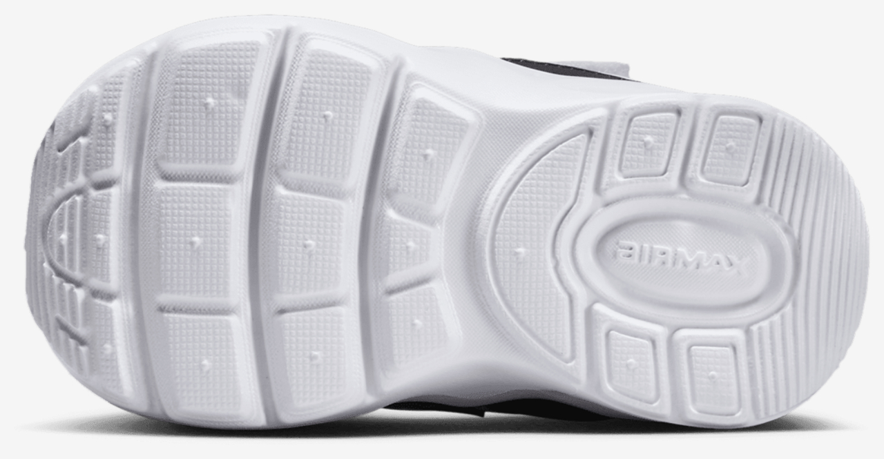 Nike Air Max Nova Image 5 of 5. Tap to open photo gallery.