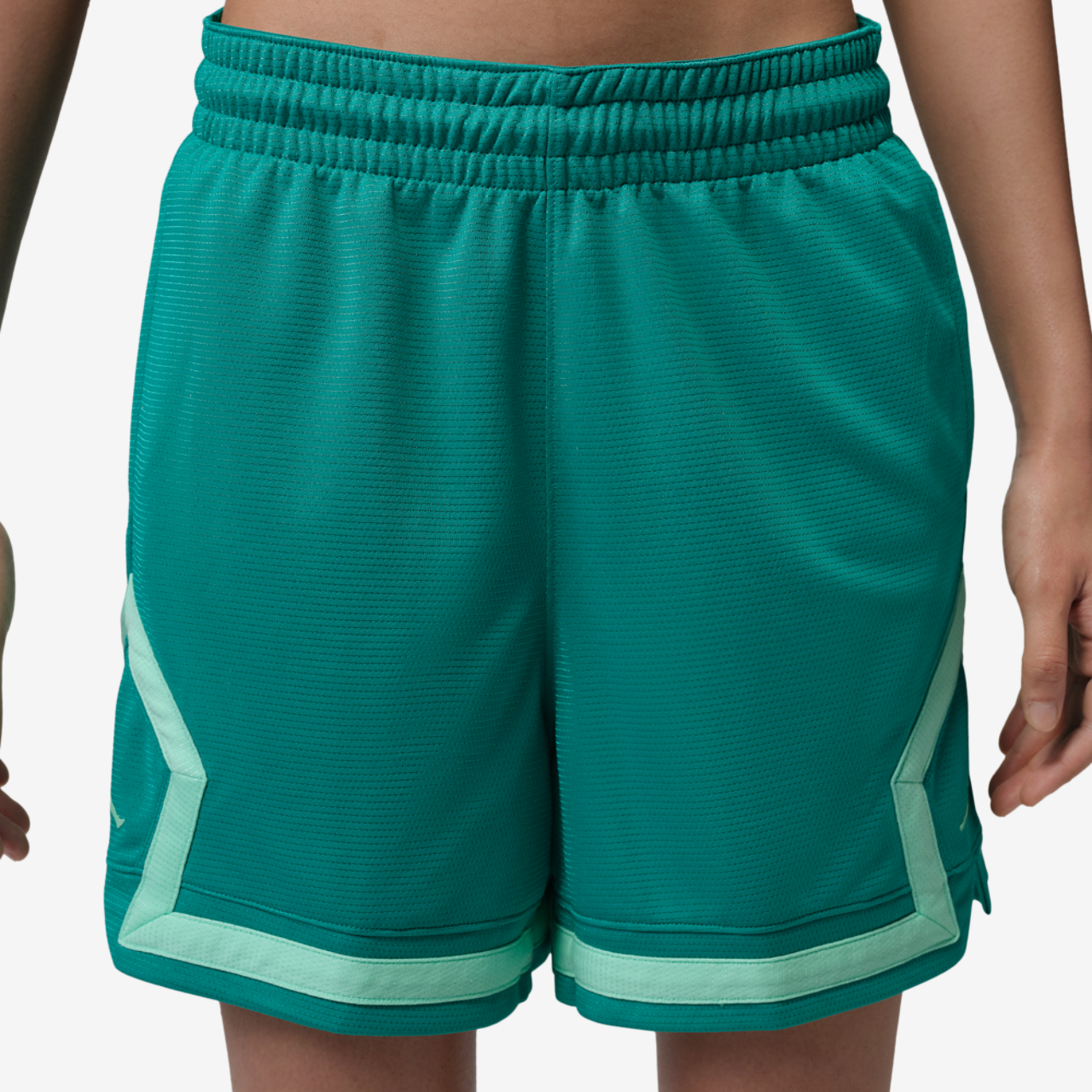 Jordan Sport Diamond Shorts 4" Image 1 of 5. Tap to open photo gallery.
