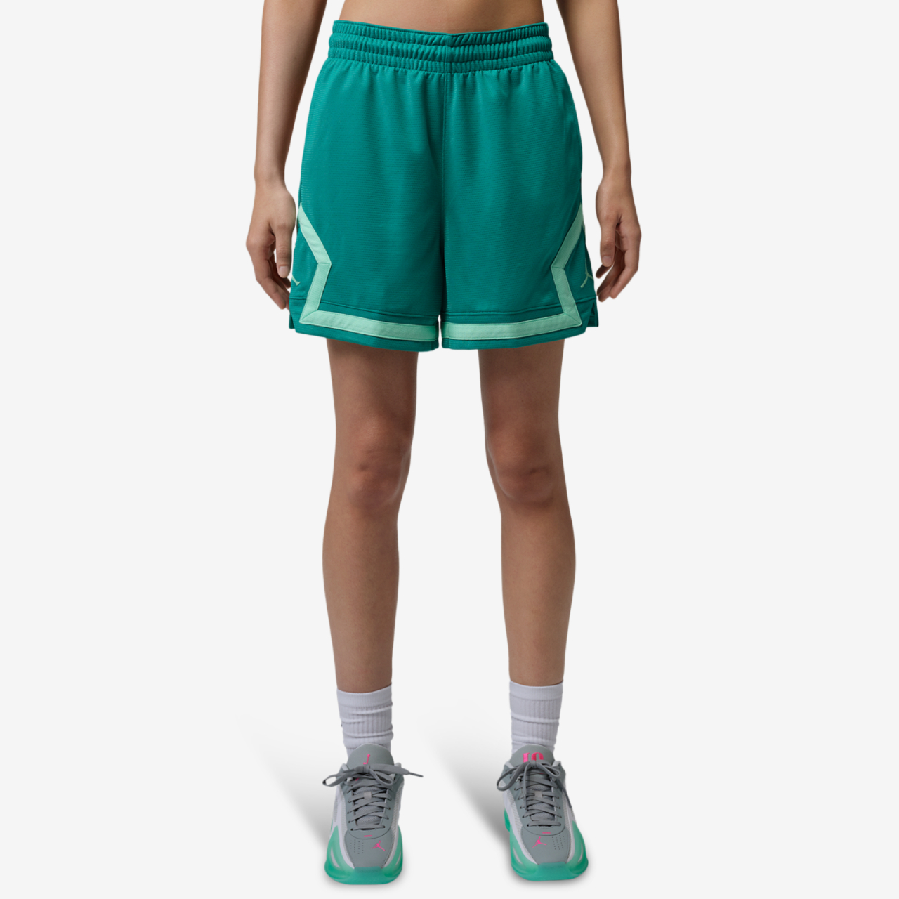 Jordan Sport Diamond Shorts 4" Image 5 of 5. Tap to open photo gallery.