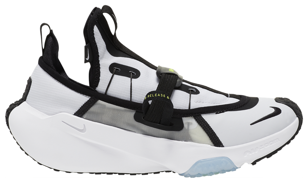 Nike Air Zoom Traverse Image 1 of 3. Tap to open photo gallery.