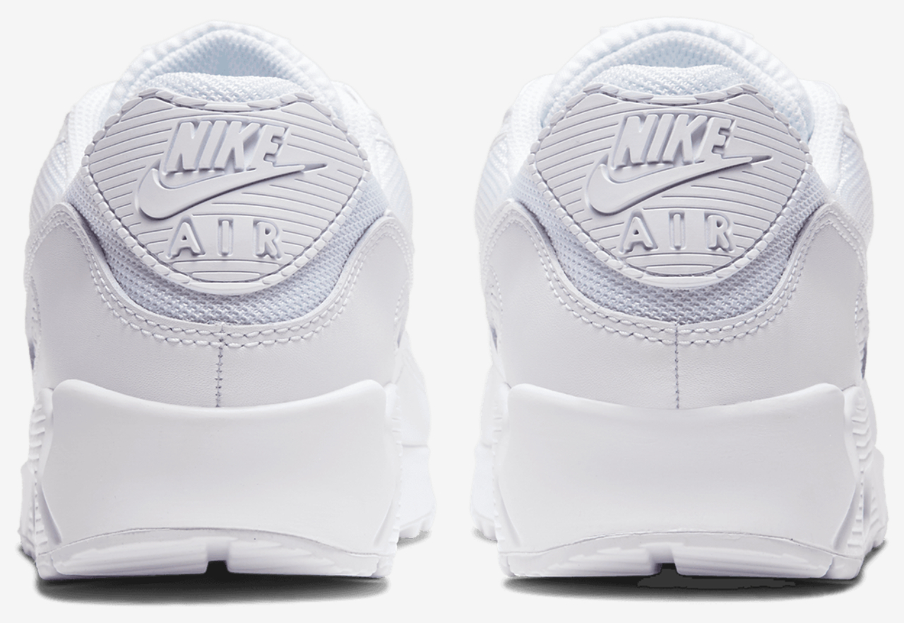Nike Air Max 90 Image 3 of 8. Tap to open photo gallery.