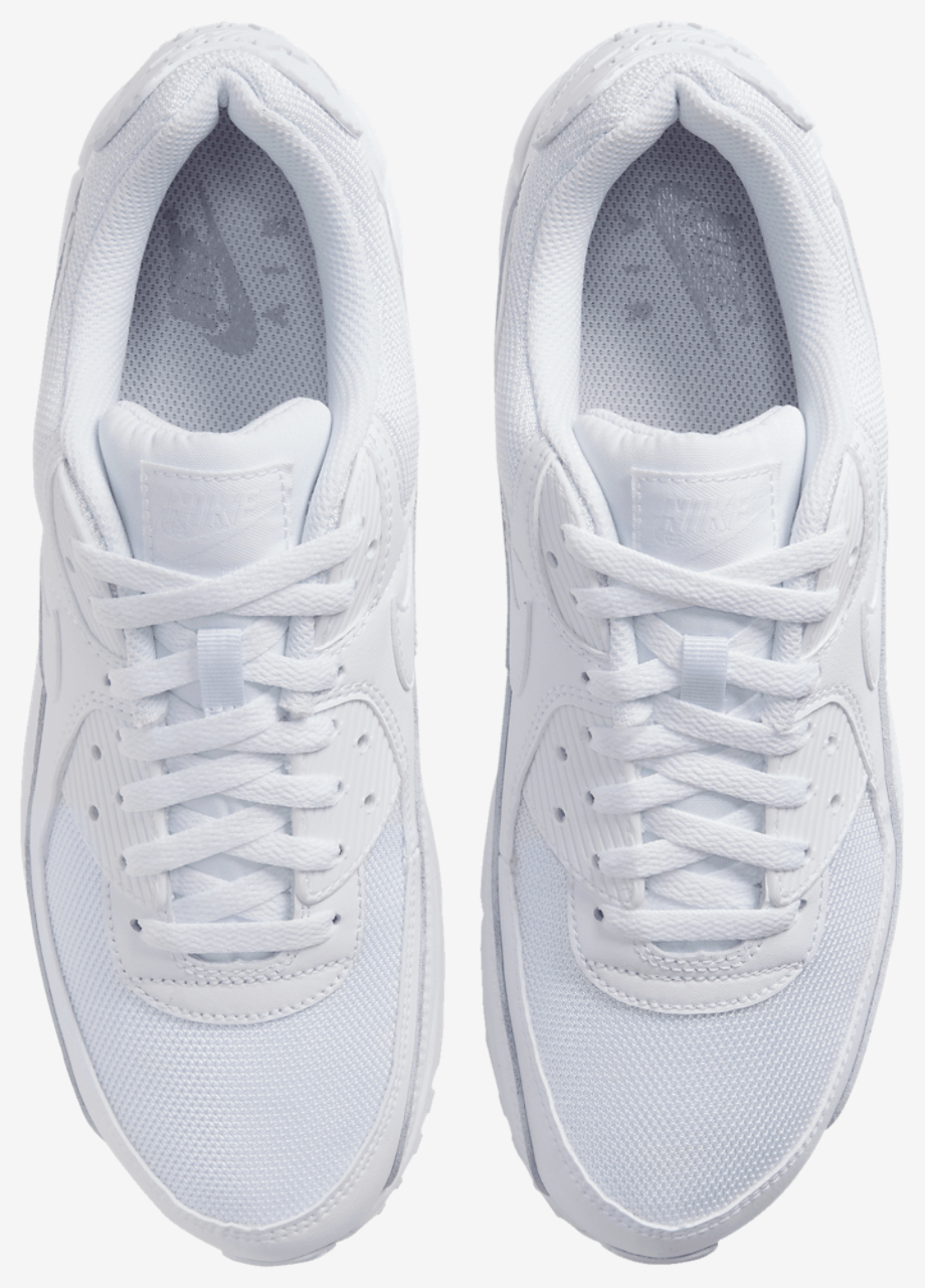 Nike Air Max 90 Image 4 of 8. Tap to open photo gallery.