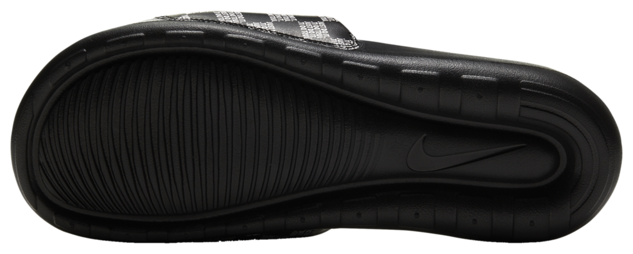 Nike Victori One Slides Image 4 of 4. Tap to open photo gallery.