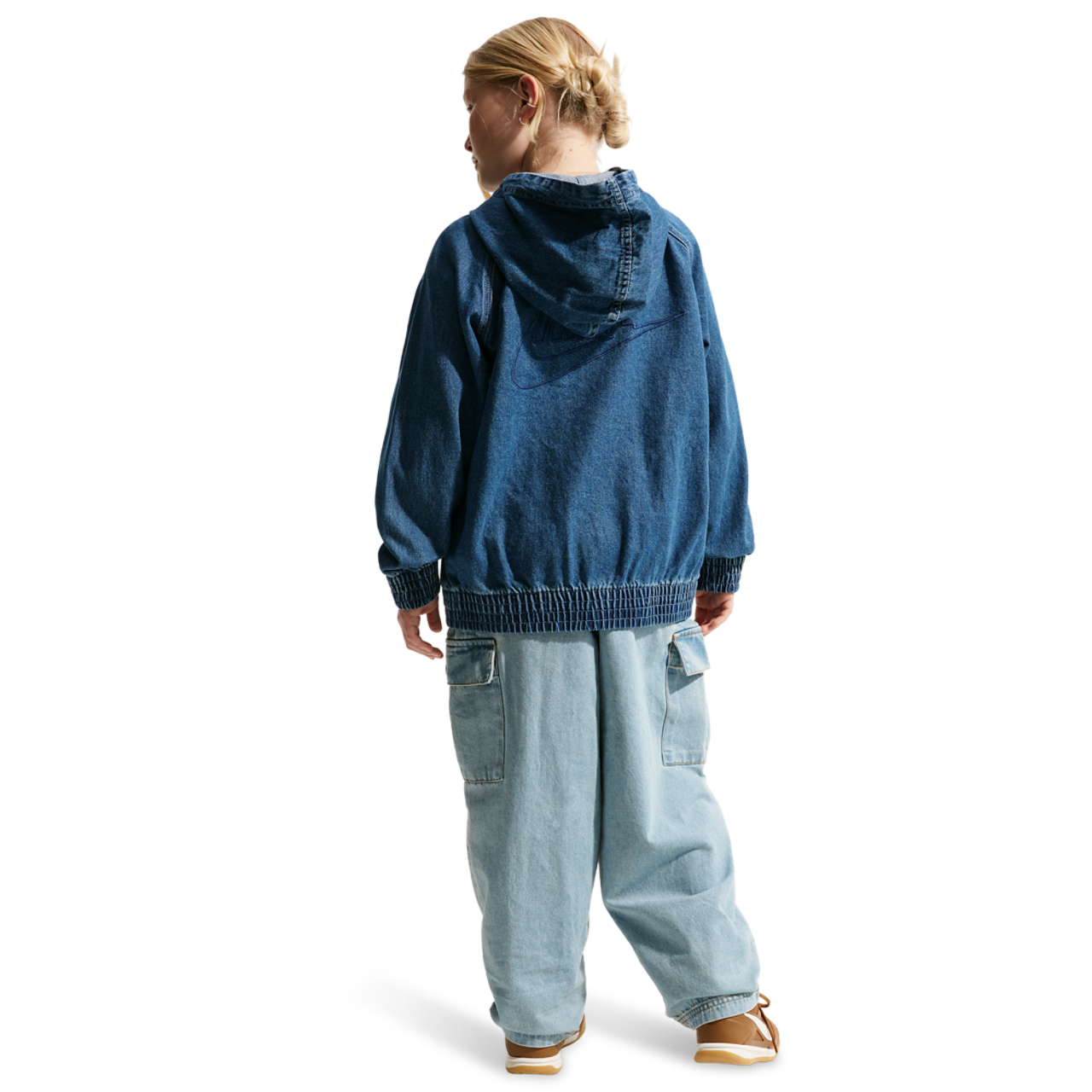 Nike NSW Denim Cargo Pant Image 4 of 5. Tap to open photo gallery.