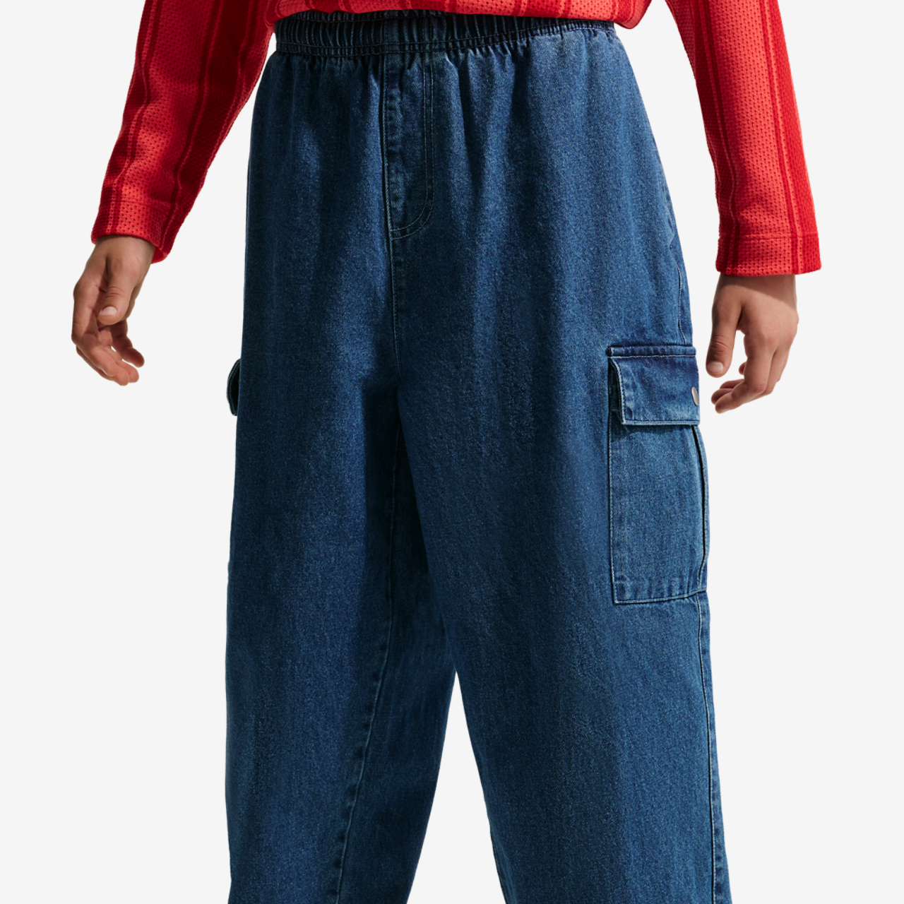 Nike NSW Denim Cargo Pant Image 3 of 5. Tap to open photo gallery.
