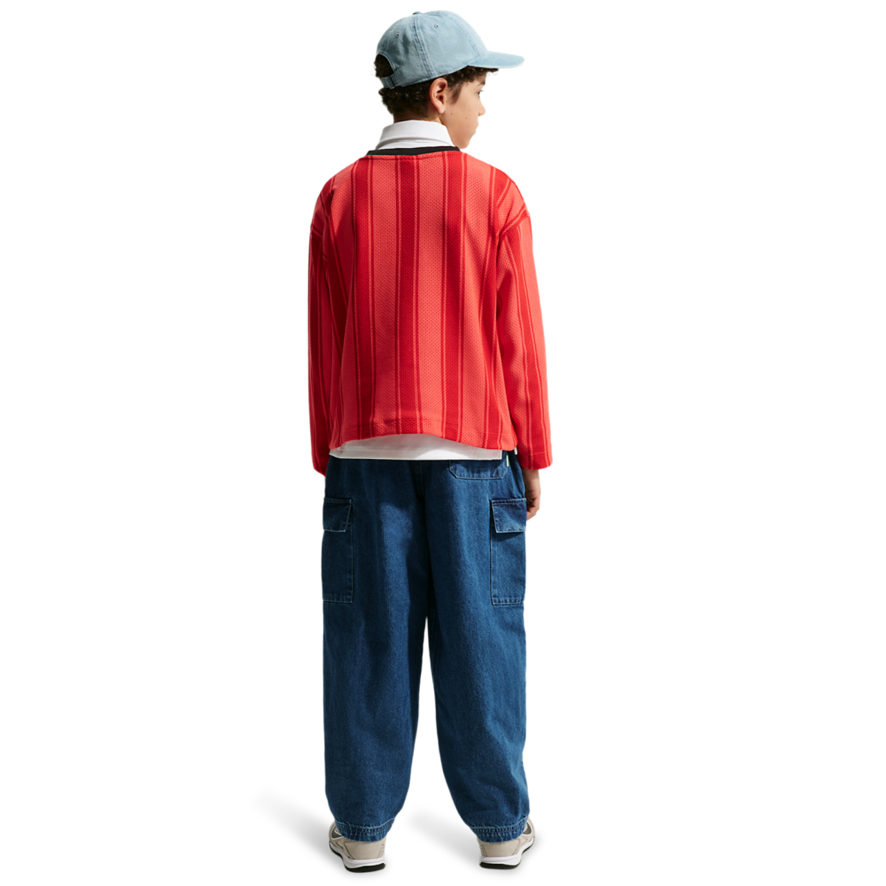 Nike NSW Denim Cargo Pant Image 4 of 5. Tap to open photo gallery.