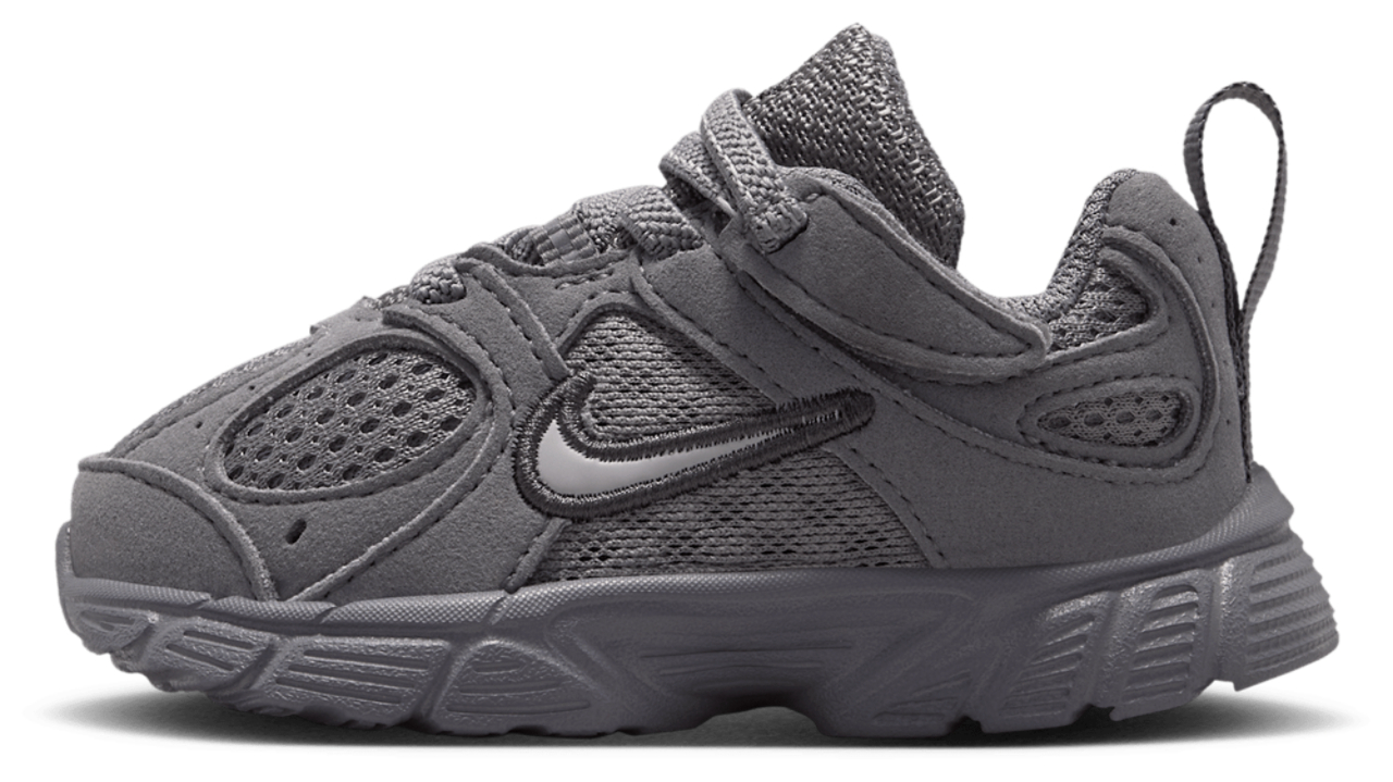 Nike V5 RNR Suede Image 2 of 5. Tap to open photo gallery.