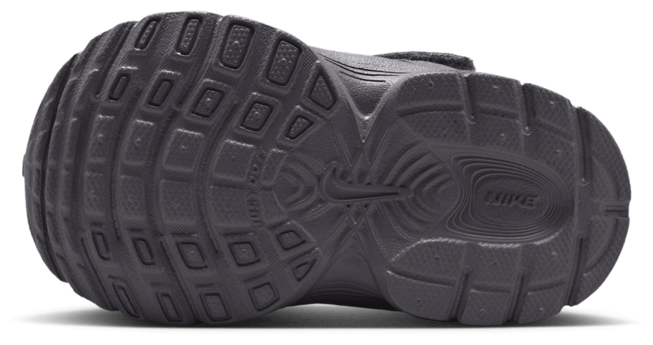 Nike V5 RNR Suede Image 5 of 5. Tap to open photo gallery.