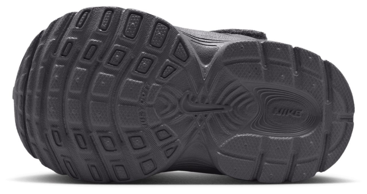 Nike V5 RNR Suede Image 5 of 5. Tap to open photo gallery.