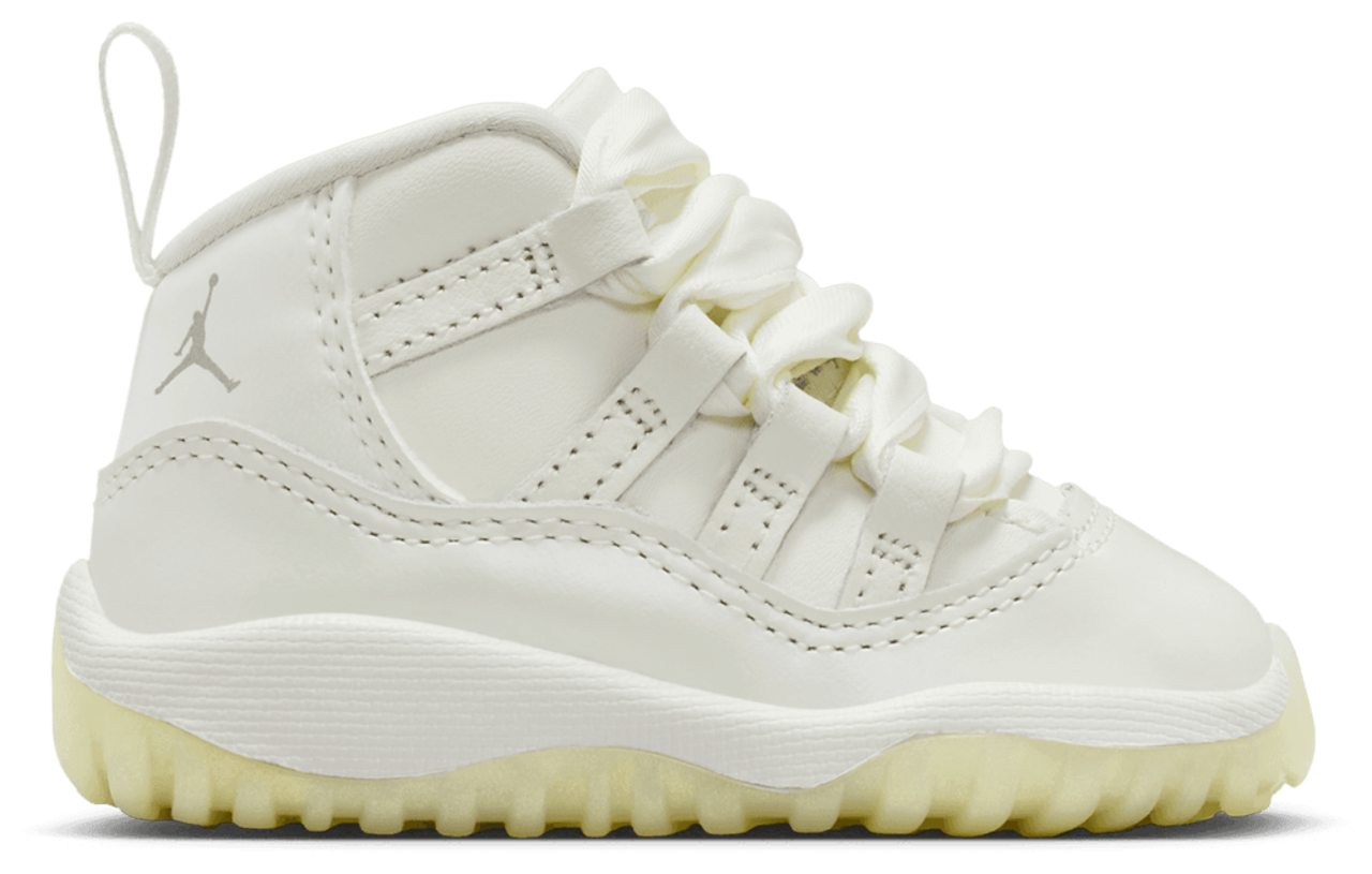 Jordan Retro 11 Image 1 of 7. Tap to open photo gallery.