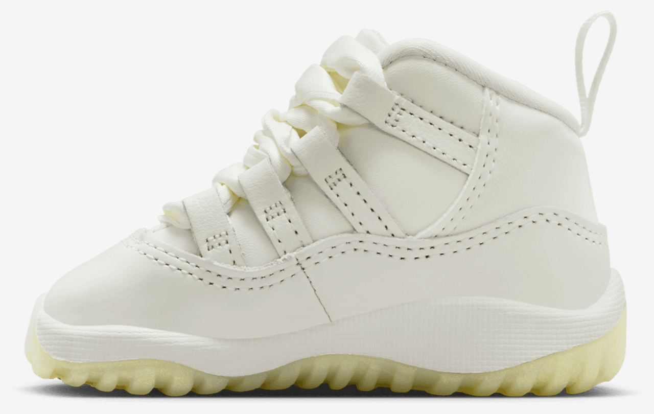 Jordan Retro 11 Image 2 of 7. Tap to open photo gallery.
