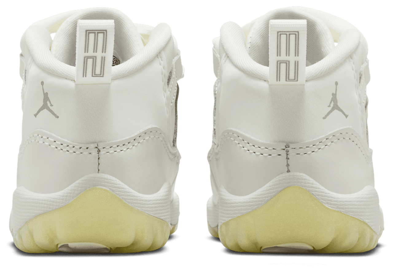 Jordan Retro 11 Image 3 of 7. Tap to open photo gallery.