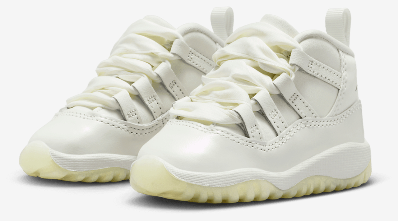Jordan Retro 11 Image 6 of 7. Tap to open photo gallery.