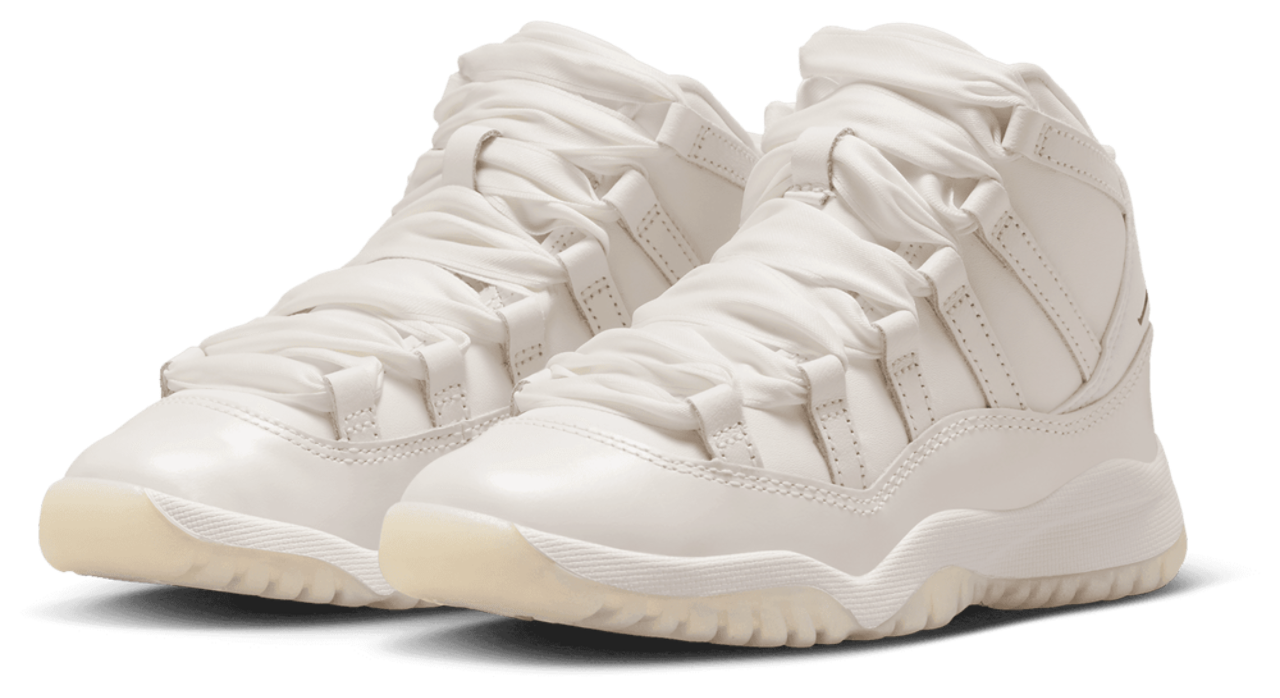 Jordan Retro 11 Image 6 of 8. Tap to open photo gallery.