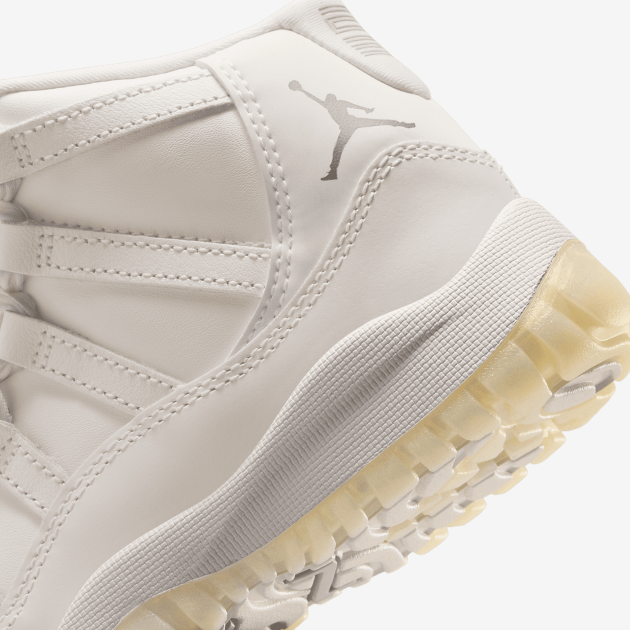 Jordan Retro 11 Image 8 of 8. Tap to open photo gallery.
