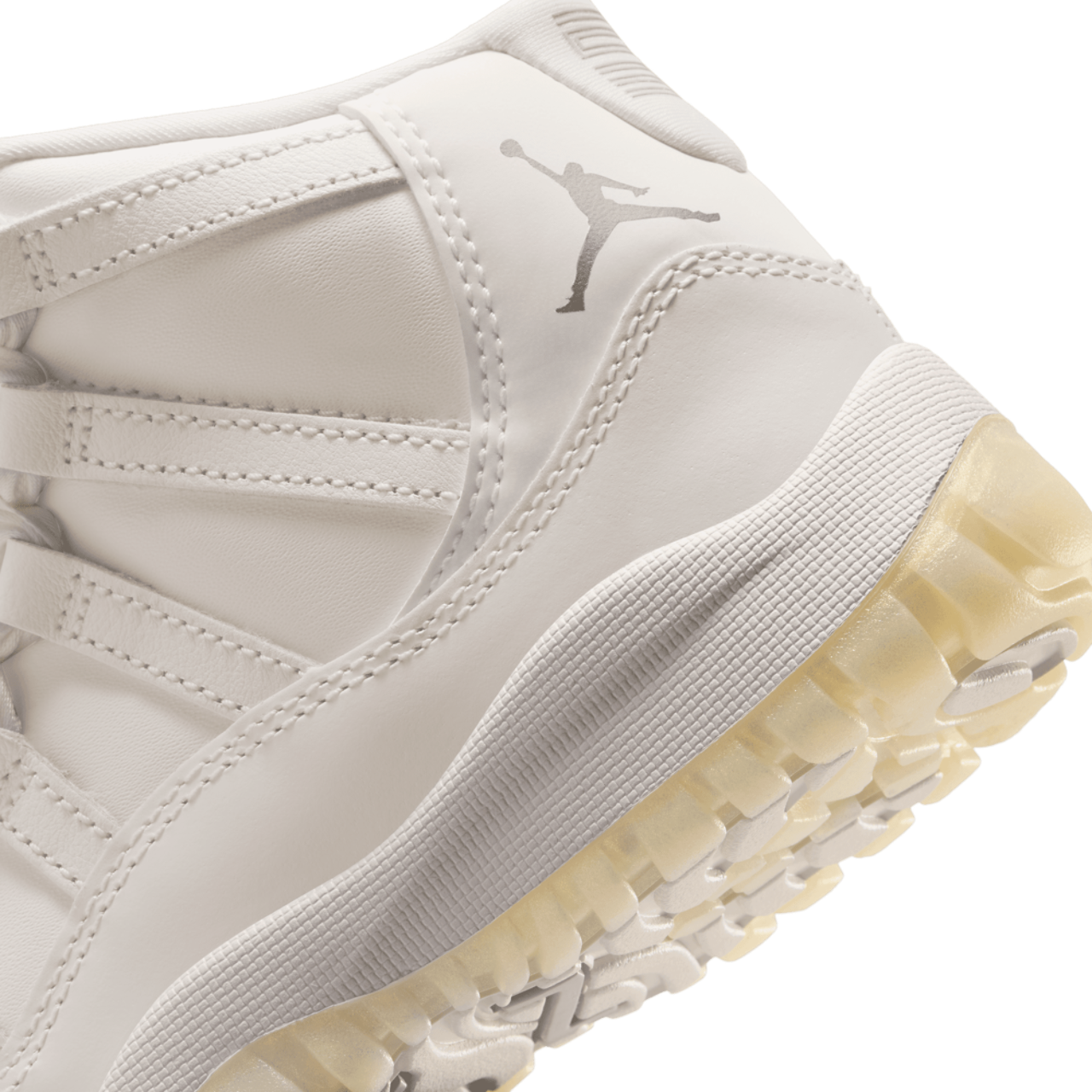Jordan Retro 11 Image 8 of 8. Tap to open photo gallery.